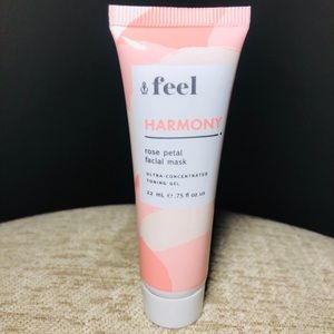 Feel Harmony Rose Petal Face Mask